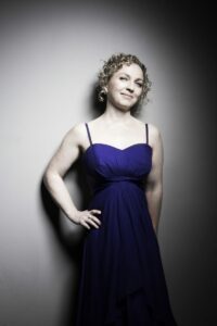 Deirdre Moynihan_Image de profil2