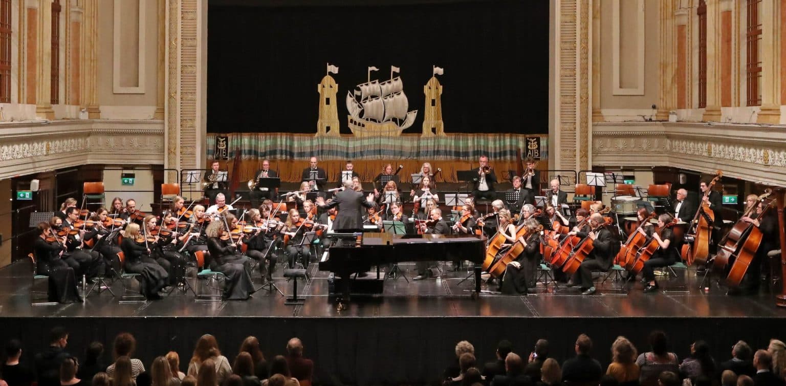Photo du concours international du Trophée Fleischmann, où chaque année, certains des meilleurs chœurs amateurs internationaux sont sélectionnés pour concourir pour le prestigieux Trophée international Fleischmann.