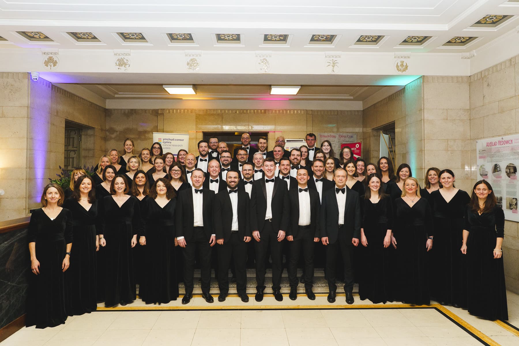 Fotografía del grupo coral Cordydd de Gales.
